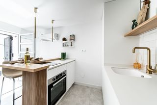Studiowohnung in Casco Antiguo - Sta. Cruz - Ayuntamiento. Estudio en venta en el casco antiguo de alicante.