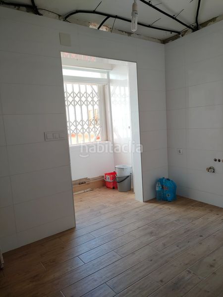 Foto 44fa4c1d-7558-4a10-a80f-d1a3fbf2b5a7. Apartament amb calefacció a Campello Playa Campello (el)