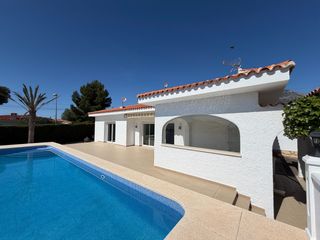 Rent House in Montebello - Nou Espai. Chalet en alquiler en la nucía