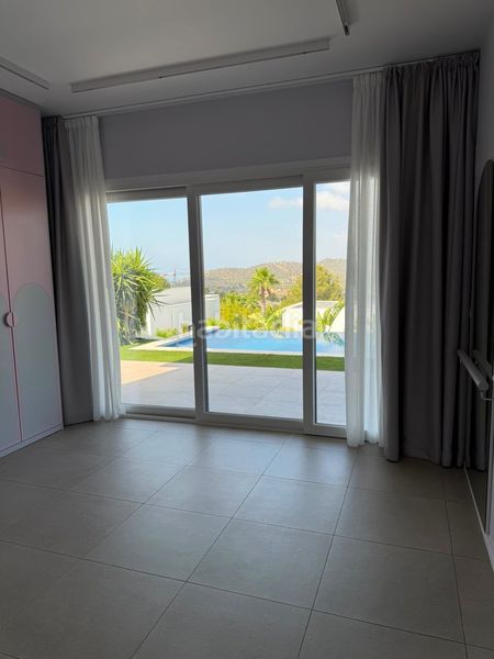 Foto 32c9f0ac-a705-431e-9c1a-81e5240ae05e. Affitto casa con riscaldamento piscina in cala Finestrat Finestrat