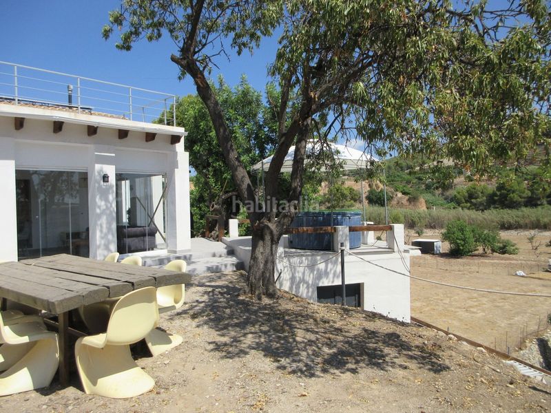 Foto cd618942-5344-4969-8b1c-92ae5bfb29ab. Finca rústica a La Nucia Pueblo Nucia (la)