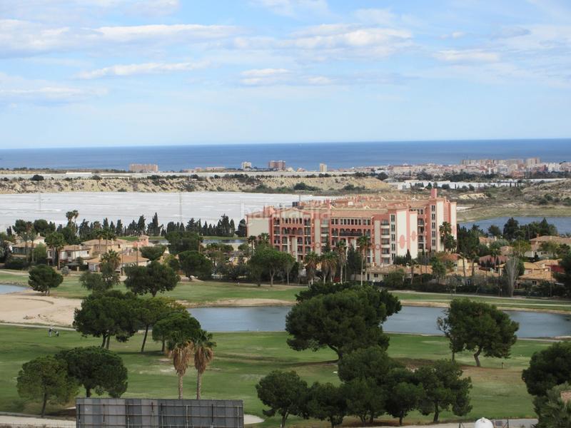 Foto 5e459654-0919-45d5-8385-70f47d8ab863. Casa chalet en venta en bonalba, en Bonalba-Cotoveta Mutxamel