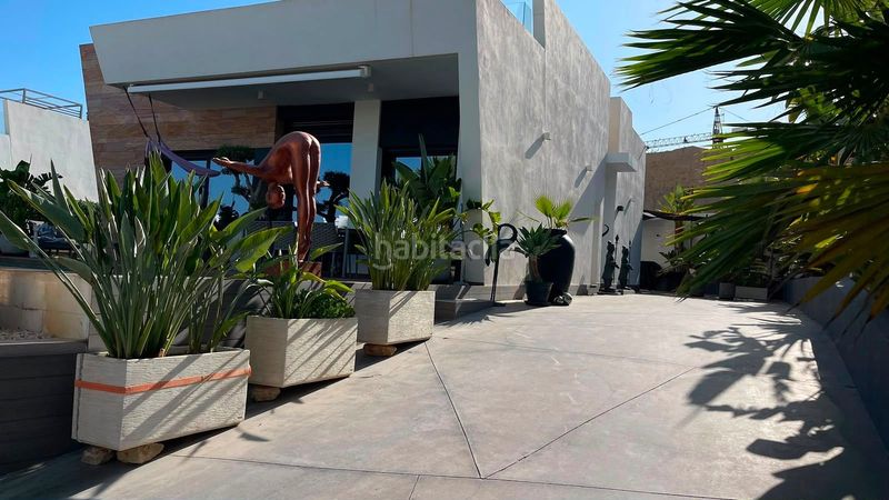 Foto 5c431354-7450-4cab-99ba-5d81eb43863d. Casa con riscaldamento piscina in balcón de Finestrat-terra marina Finestrat