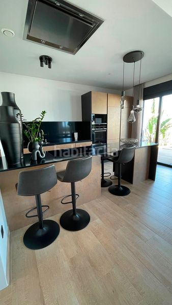 Foto c12911e1-3f3a-4298-9147-7351c97f9555. Casa con riscaldamento piscina in balcón de Finestrat-terra marina Finestrat