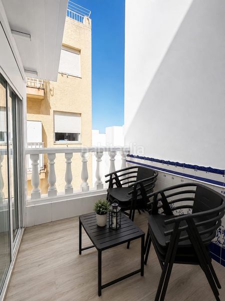 Foto d0a77c08-3bfa-4a02-b0b0-76084e7bfca5. Rent triplex with heating in Casco Antiguo - Puerto Benidorm