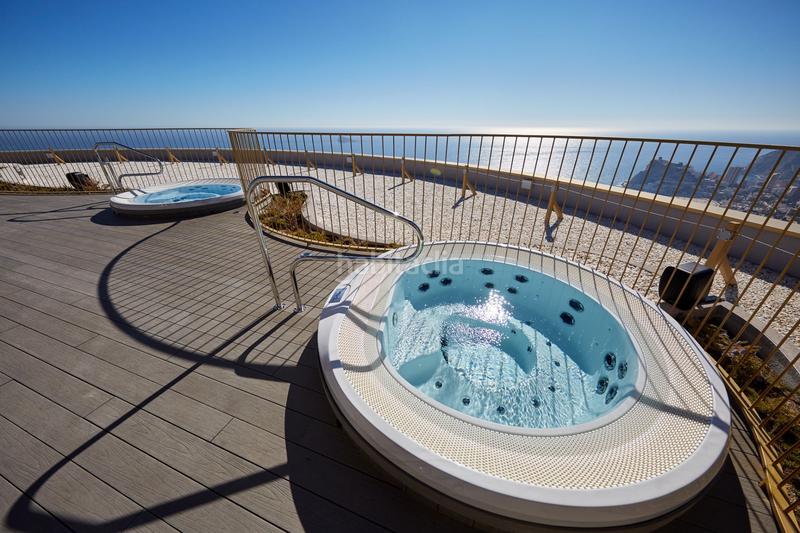 Foto 85d36ac7-bb35-4ddc-9435-37363baa57ea. Apartamento  en venta en Playa Poniente en Benidorm