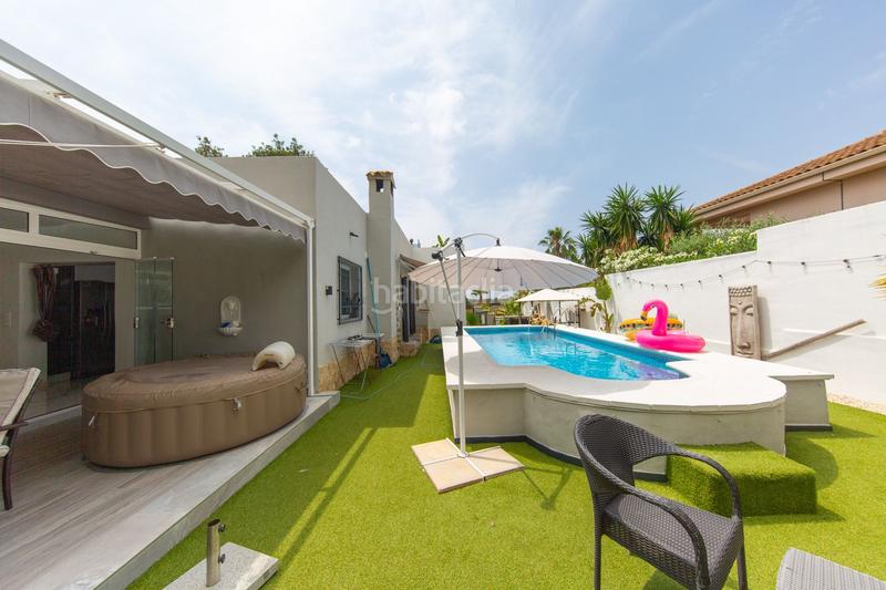Foto 83e20cd5-5df1-4e6a-8871-58ad727eff10. Casa chalet independiente en venta en la nucia en Nucia (la)