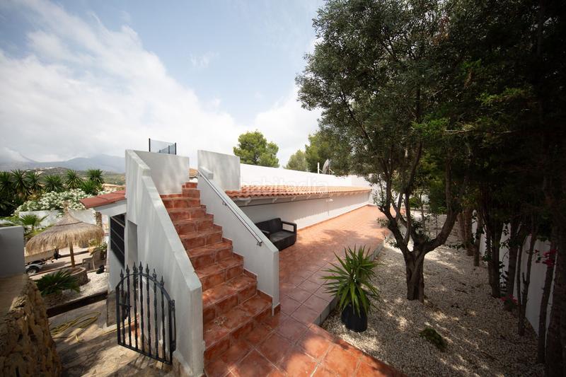 Foto 9c4e6f87-f194-4d5c-8359-c9588098e8f7. Casa chalet independiente en venta en la nucia en Nucia (la)