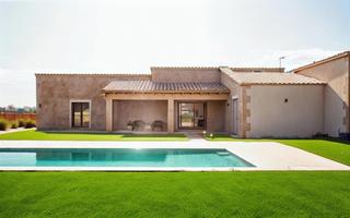 Xalet a Campos. Finca de obra nueva en campos