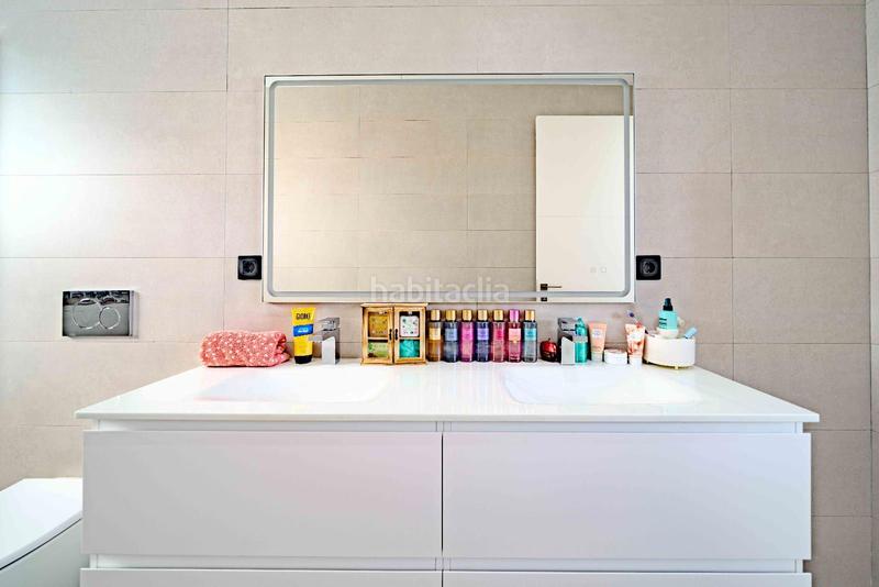 Foto 13607d2f-08d3-4b09-b5e3-ce7e4ec0f7cd. Chalet  unifamiliar de obra nueva con primeras calidades en marratxiSa Cabaneta en Marratxí