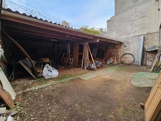 Casa a Sineu. Local urbanizable