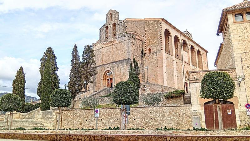 Foto c849068f-d072-4539-bc66-cc5c4c89460c. Lloguer local comercial a Selva