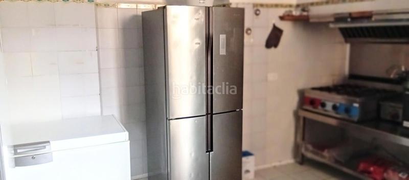 Foto f9b8916b-9c80-4a25-b897-698f55686268. Rent business premise in Selva