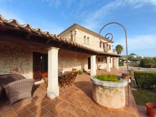 Xalet a Zona Periurbana. Imponente chalet rustico 360m2 en inca