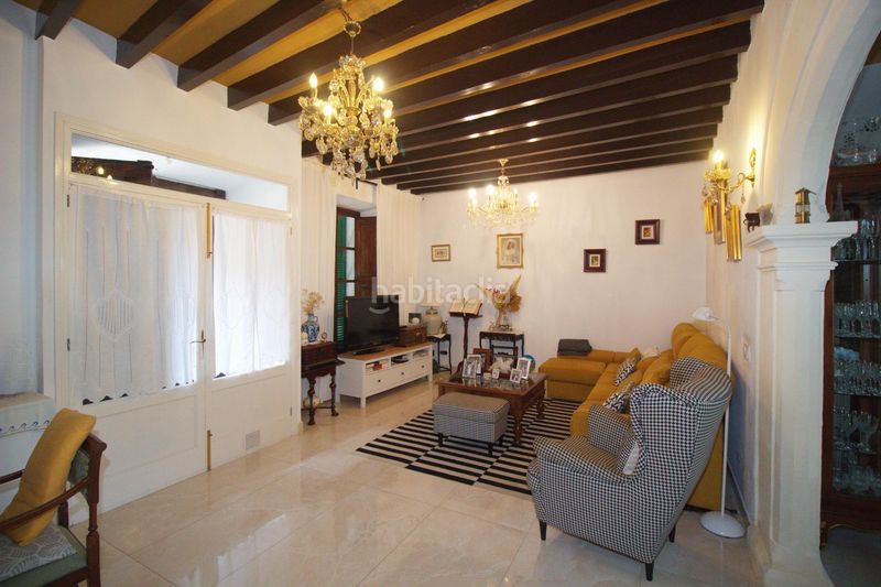Foto 4afecf63-eb06-4597-a249-5ddf40b8f63d. Casa  con caracter en Campanet