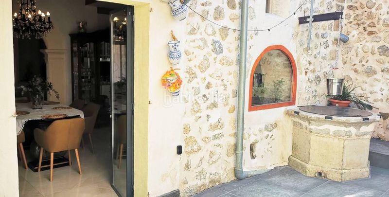 Foto bbe1efeb-8d3b-40d7-8ec4-a6df5bac8713. Casa  con caracter en Campanet