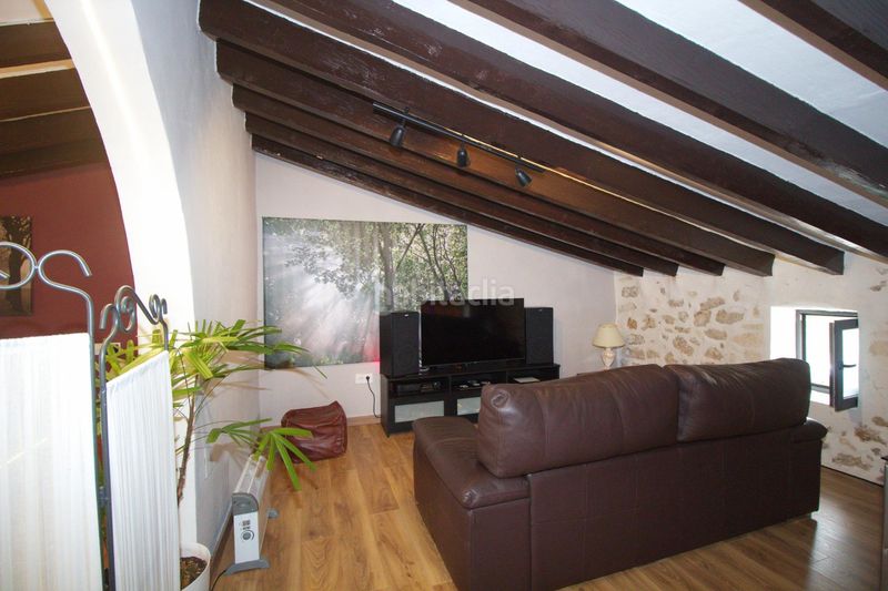 Foto d6ab8c3c-d746-4e0b-845f-65bf11733f5f. Casa  con caracter en Campanet