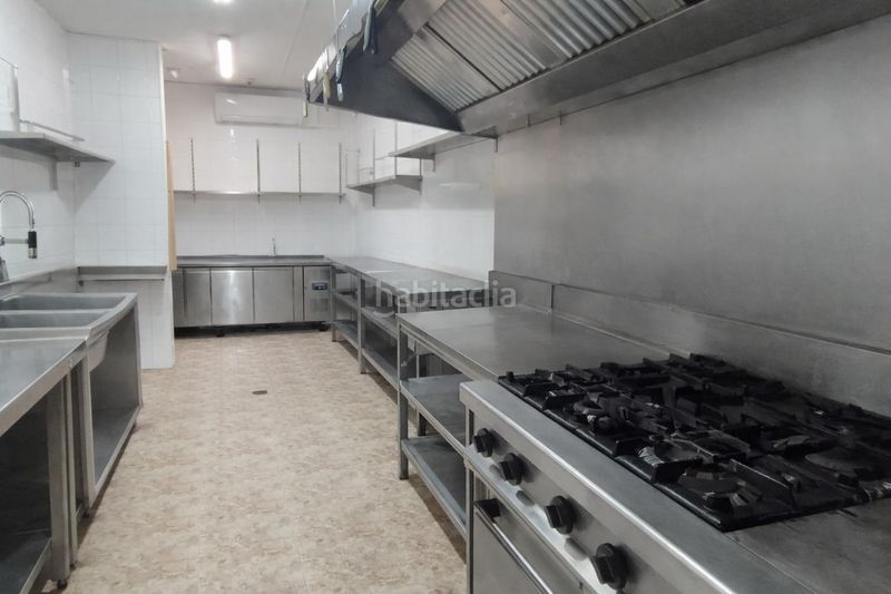 Foto f6fbe89f-0220-4a6b-bb17-44c6715068c5. Lloguer local comercial a Binissalem