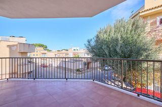 Casa a S´Illot-Cala Morlanda. Magnífica finca de 2 viviendas de 108 m2 cada una más ático y co