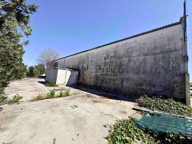Foto a2278539-a274-4af4-81ac-96abf98a0237. Nau industrial a Muro