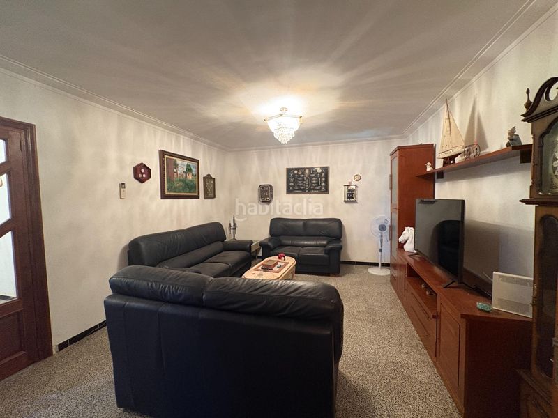 Foto 41f765b1-e106-46d5-b856-a023efd2e37d. Casa amb aparcament a Lloseta