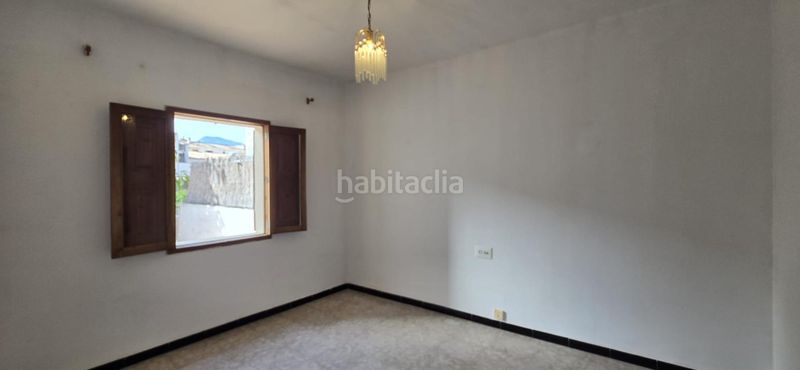 Foto 71bd93b0-282a-4990-ba0f-93457f2c4a10. Casa amb aparcament a Lloseta