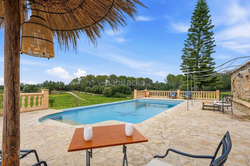 Foto b32f103e-799d-42ee-a35c-7a20408c5379. Casa amb calefacció piscina a Llubí