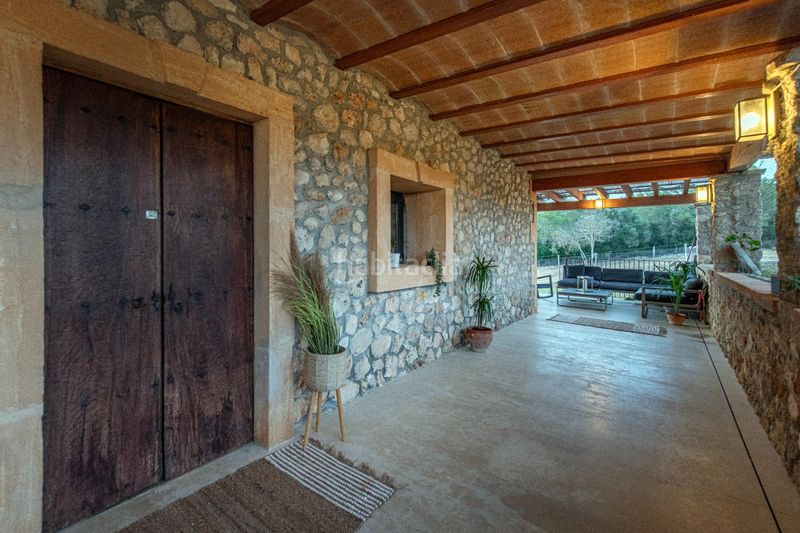 Foto b4e42017-a253-409f-8ce1-e9618d2ba066. Casa amb calefacció piscina a Llubí