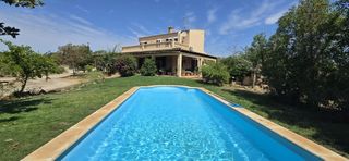 Bauernhof in Lloseta. Exclusiva finca rustica en lloseta 14.167 m2 de parcela y 278 m2