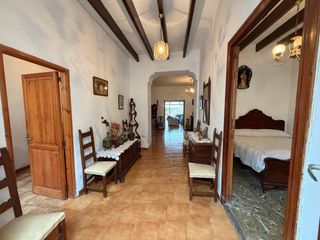 Haus in Cortes-Huertas. Casa de pueblo con encanto y gran potencial en el corazón de cap