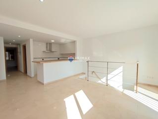 Piso en Selva. Planta baja de 123m2 con jardín y aparcamiento en selva
