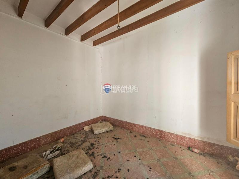 Foto 3ef2cc75-9b51-43a1-ab66-a2a944ac1d2c. Maison avec parking dans Centro Inca