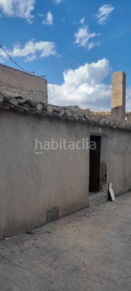 Foto b20de08a-ca35-45b4-bf8e-6b981e8123da. Casa adossada a Alcóntar