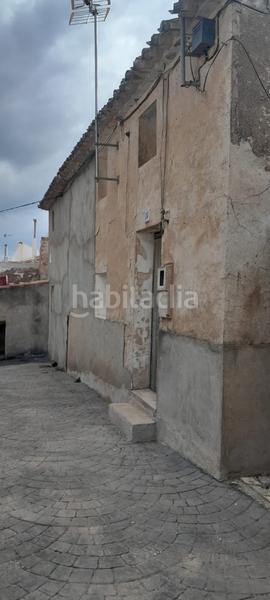 Foto c7f7183c-6a65-4956-8883-49f061edd107. Casa adossada a Alcóntar
