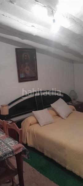 Foto e222ba78-4c65-4c8f-ba79-a6ddef4d826c. Casa adossada a Alcóntar