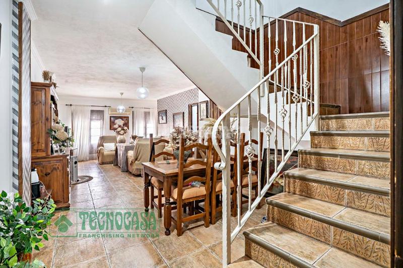 Foto 76acc934-aa1f-4e93-983f-4a5f60bd777c. Casa pareada casa en venta en Álora