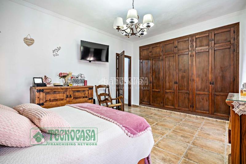 Foto 9270f741-62bc-4506-af8e-902032c2edbe. Casa pareada casa en venta en Álora