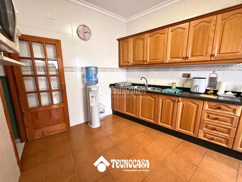 Foto 0d9a7370-8955-42fd-a349-1248f1f85faa. Maison jumelée dans Álora