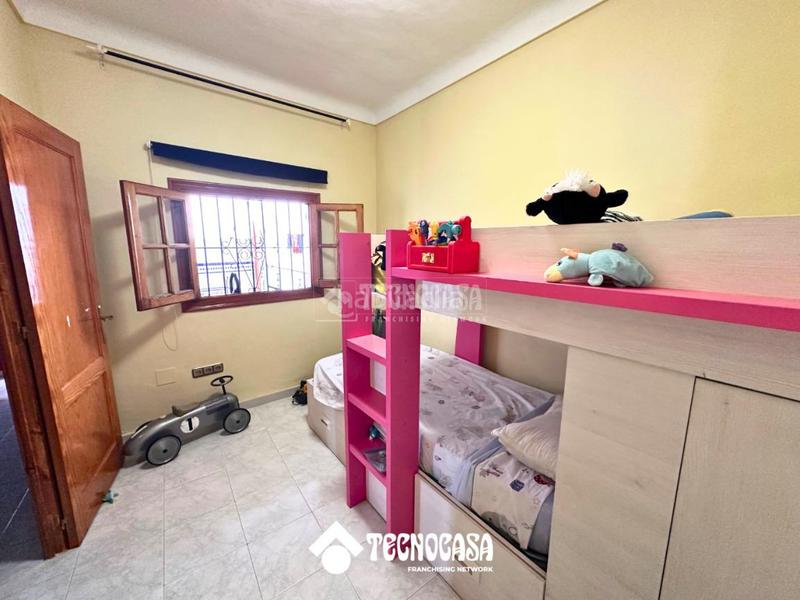 Foto 5bb9a060-50fb-4f13-b50b-bc0f384f0ca3. Maison jumelée dans Álora