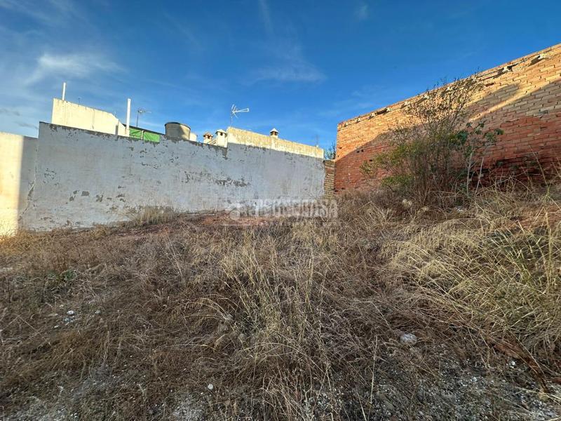 Foto 2c9e6a15-c636-4fb0-bdc8-34bec592d9fe. Terreno residenziale in Álora