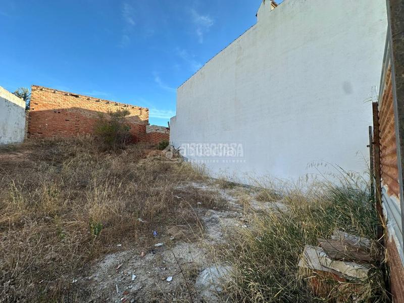 Foto 927f4985-cc62-40ad-ba13-81d6494bc676. Terreno residenziale in Álora