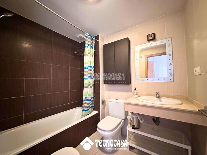 Foto 1e5d465f-b23a-4d40-84d4-bbb103b8d913. Appartement avec parking dans Álora