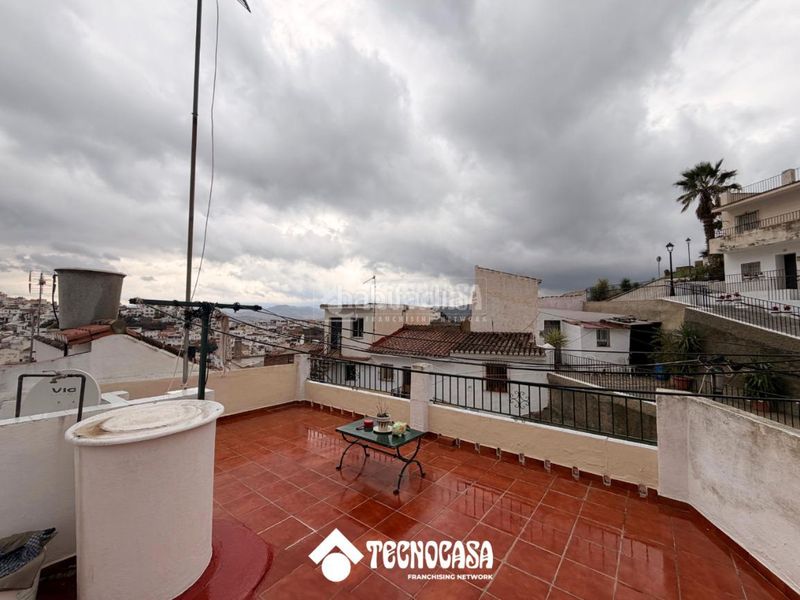 Foto 4e2fa43c-6218-4f90-a248-519aa6e1a8e6. Casa amb aparcament a Álora