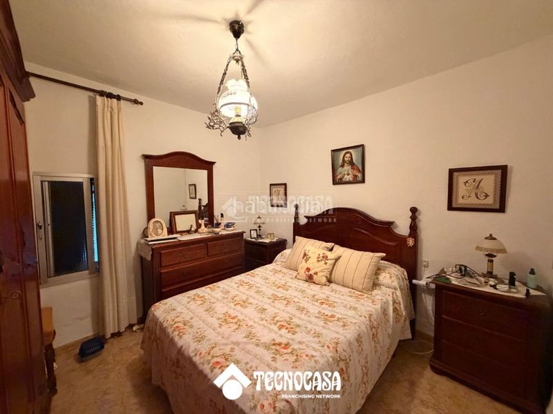 Foto ab96eb9a-1d75-4a9a-9a96-863edb984927. Casa amb aparcament a Álora
