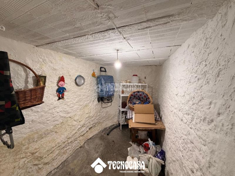 Foto b59d7786-1b97-4acb-ac5c-aa72d0d704e9. Casa amb aparcament a Álora