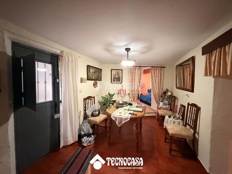 Foto cbcf7585-43b5-45d7-a8d2-d3e8acf23b1e. Casa amb aparcament a Álora