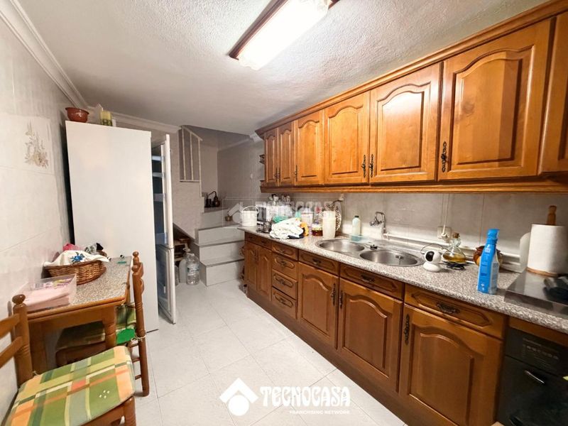 Foto e0691fed-6fd0-4b7b-81d2-66814e6ad9c2. Casa amb aparcament a Álora