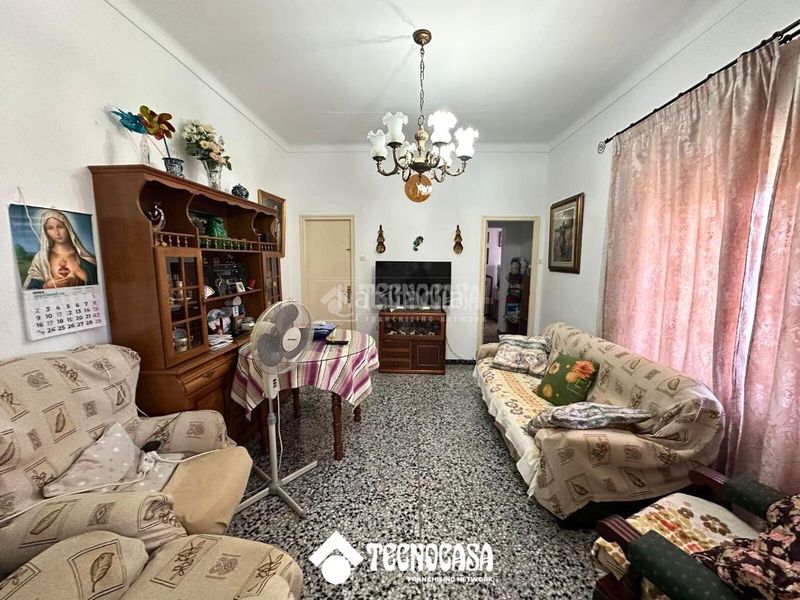 Foto b1b5dcc3-22c0-4850-9ba0-0adb9b405a90. Casa a Álora