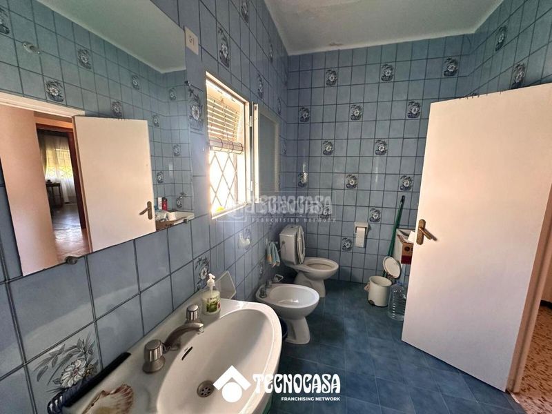 Foto f51f92df-ddc2-43ee-9b12-f52c04000e26. Casa a Álora