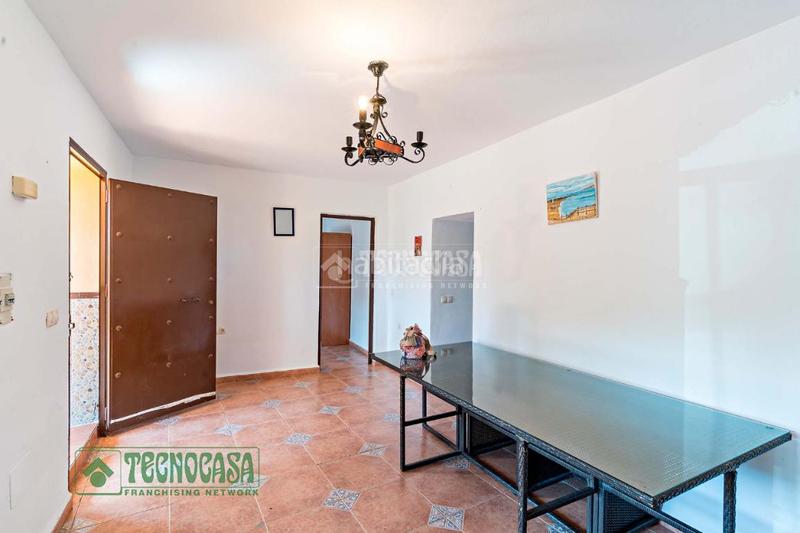 Foto a57cd720-9b4e-42e9-835f-95193d8ac25b. Casa  en venta en Álora